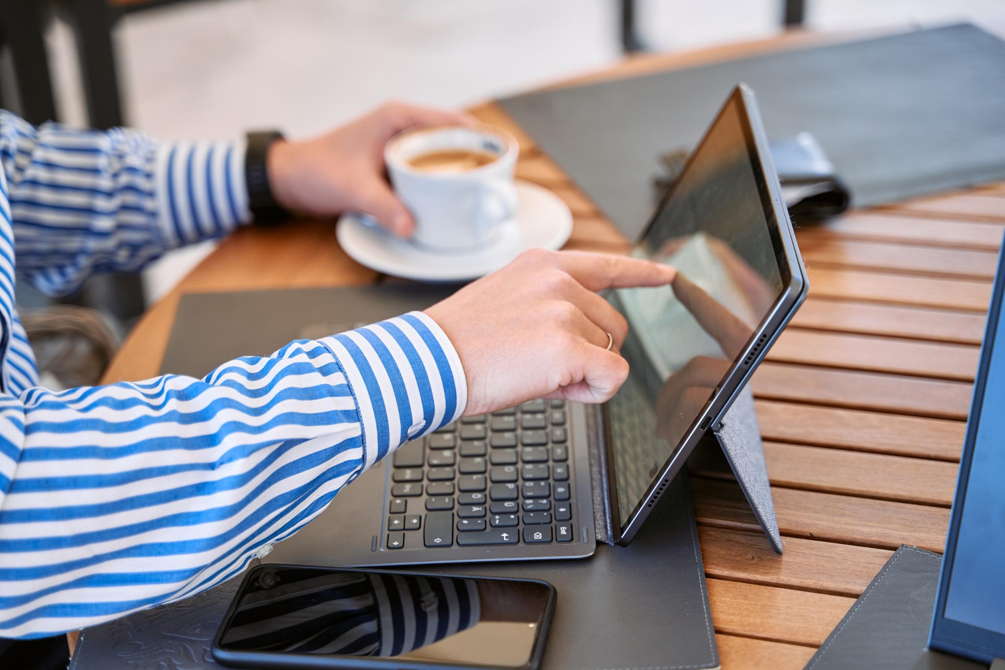 Immobilienberatung am Laptop